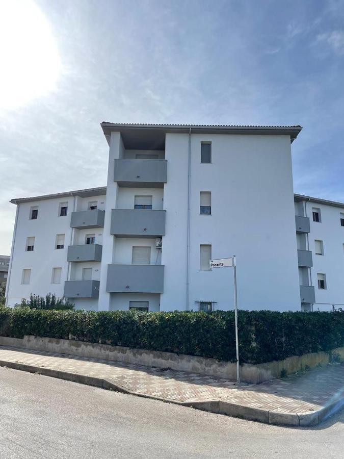 Appartamento La Tramontana Porto Torres Kültér fotó